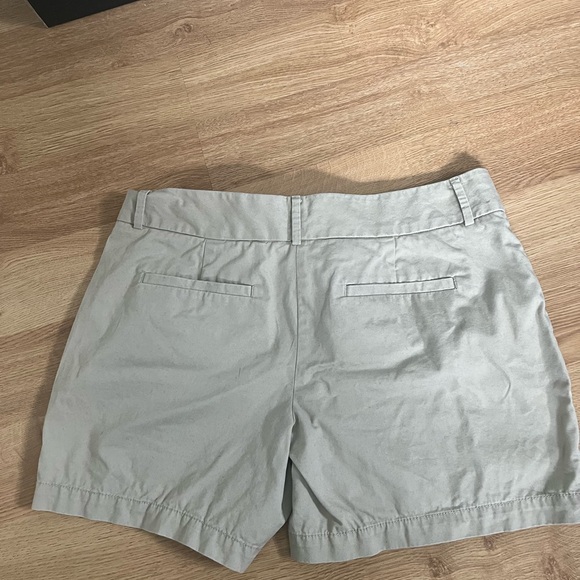 LOFT Shorts - Picture 5 of 5